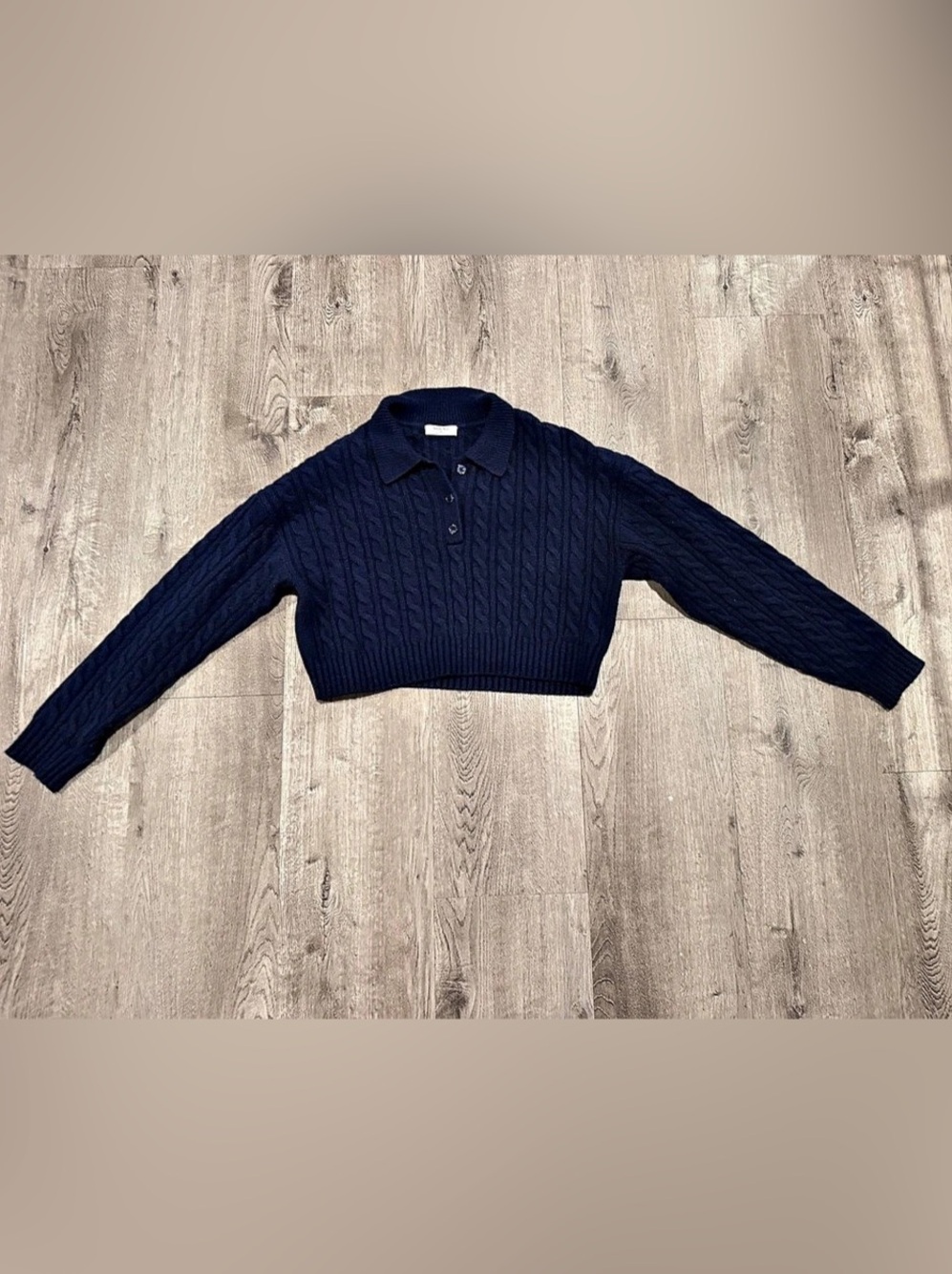 Aritzia Sunday Best Cable Knit Cropped Sweater in Navy Blue M